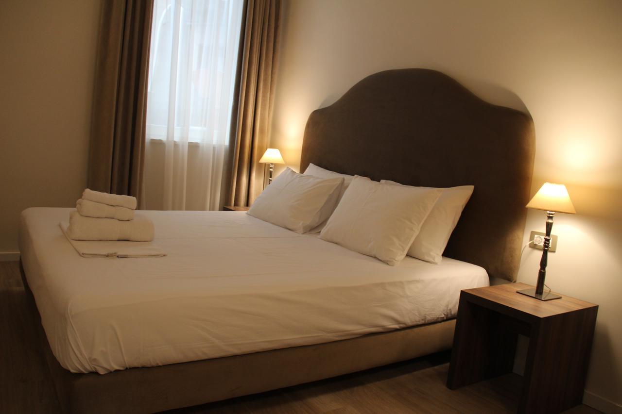 Hotel Hermes Tirana Kültér fotó